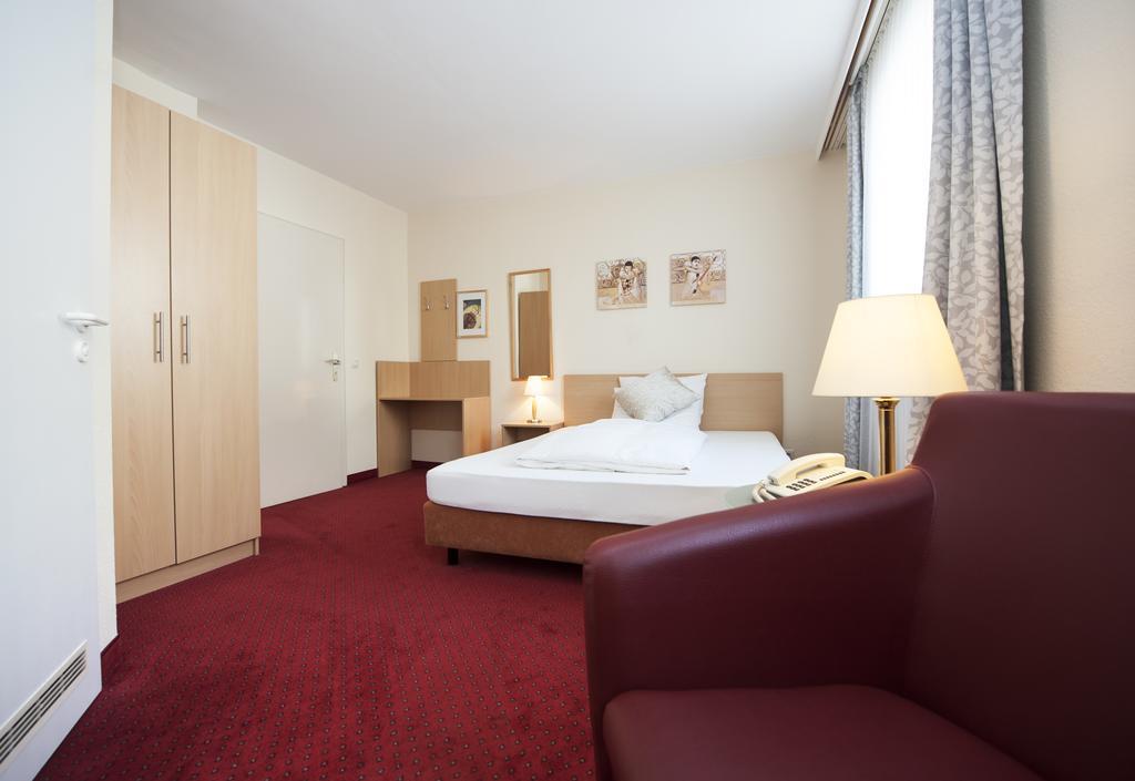 Comfort Garni Stadtzentrum Hotel Μπίλεφελντ Εξωτερικό φωτογραφία